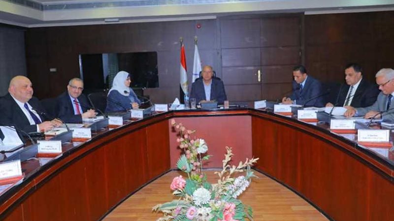 وزير النقل يطالب