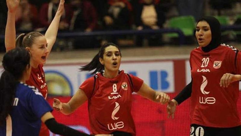 الأهلي يفوز على الشمس