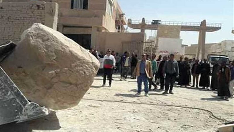 تسليم 20 عقد تمليك