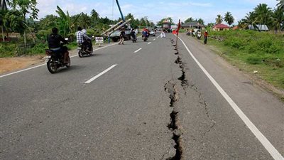 زلزال يهز جزيرة إندونيسية على عمق عشرات الأمتار