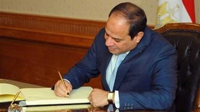 قرار جمهورى بمنح معاشات استثنائية لبعض ضباط الصف السابقين بالقوات المسلحة