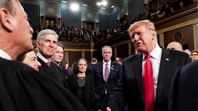 العدل الأمريكية: ترامب لم يتآمر مع روسيا في انتخابات 2016