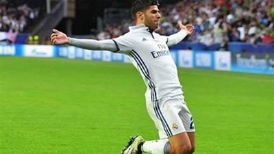 المدرب الفني لريال مدريد ينفي رحيل أسينسيو عن النادي الصيف المقبل