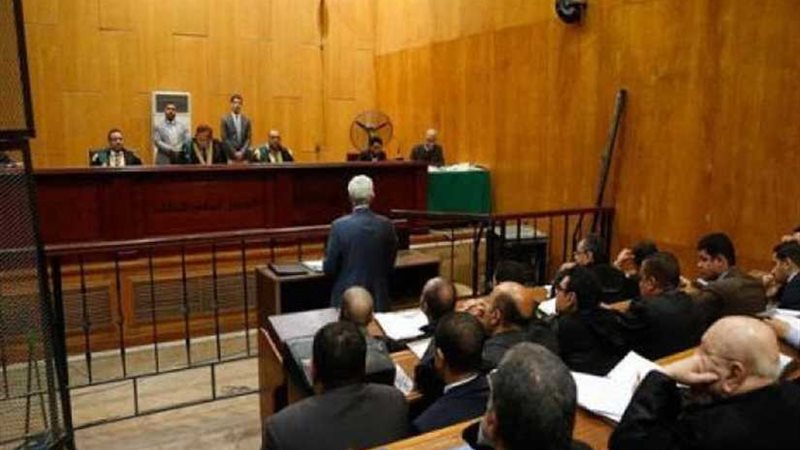 في التلاعب بالبورصة..