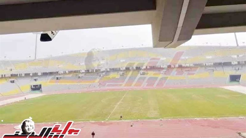 بالصور.. تطوير استاد