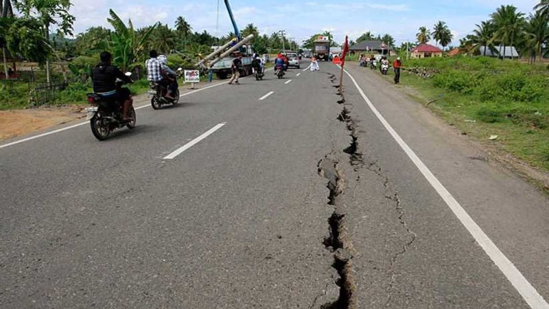 زلزال يهز جزيرة إندونيسية