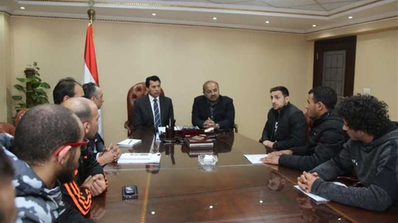 انتهاء أزمة لاعبي