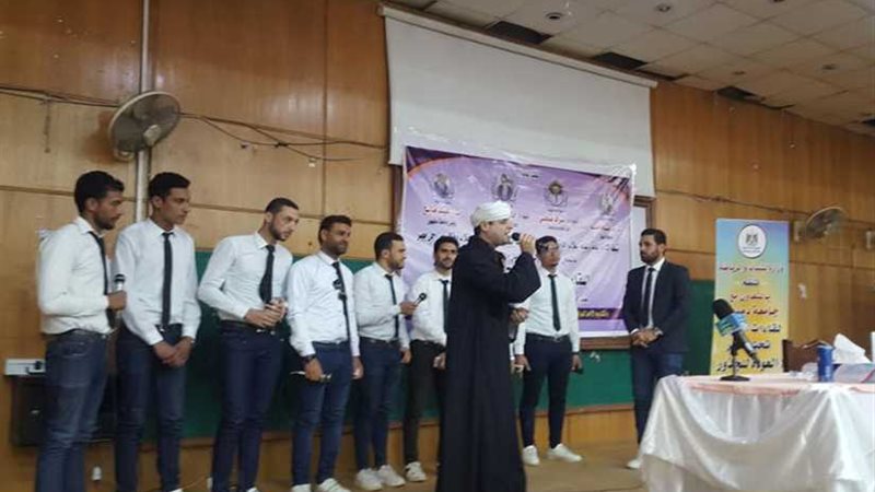 التهامي يشدو في حب