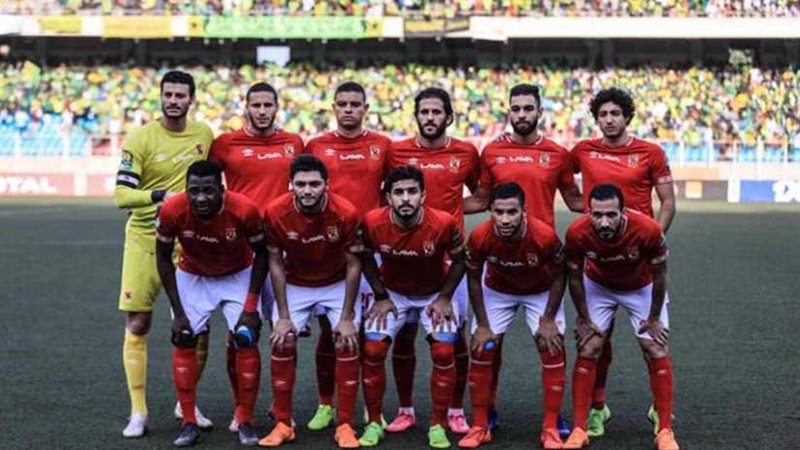 الأهلي يجري اتصالات