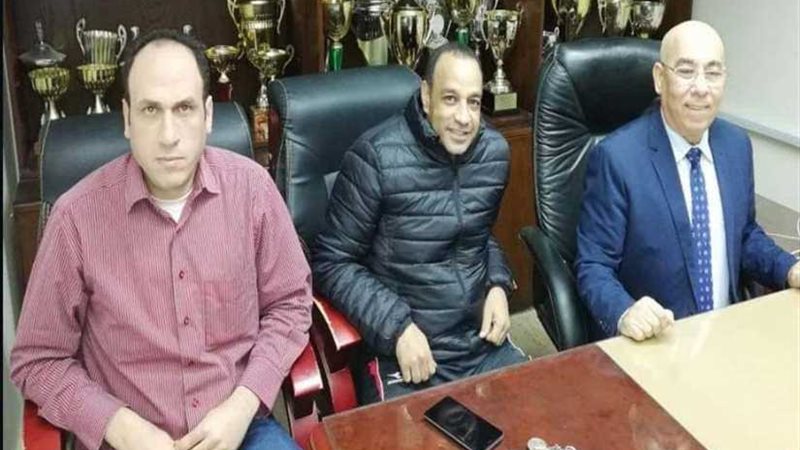 45 ناديا تشارك في