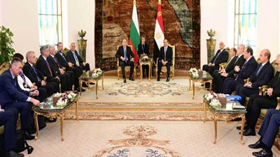 موجز الرابعة.. تفاصيل لقاء الرئيس بنظيره البلغاري.. ورئيس الزمالك يؤكد انفراد بوابة روز اليوسف