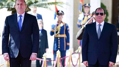 رئيس بلغاريا يغادر القاهرة بعد زيارة لمدة يومين