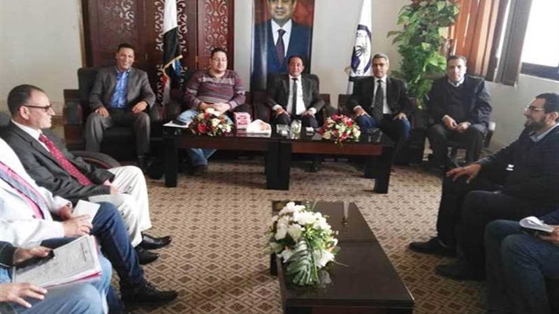 رئيس جامعة العريش