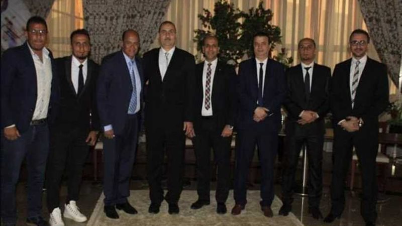 هشام يكن يجتمع بمعاونيه