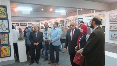 معرض طلابي لقسم الديكور بـ