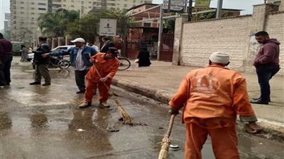 غسل ورفع الأتربة من اكبر شارع بطنطا