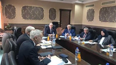 رئيس مصلحة الجمارك يلتقي خبراء إدارة الضرائب بصندوق النقد الدولي