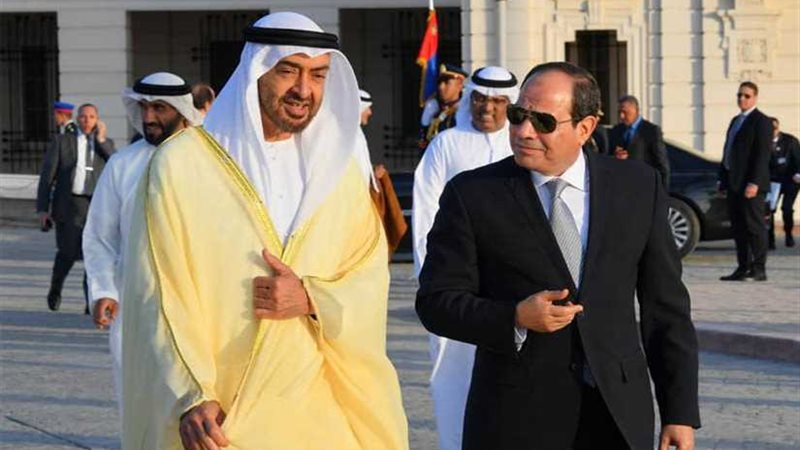 الرئيس السيسي يصطحب