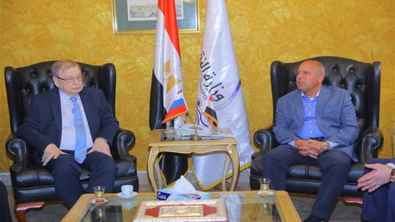 الوزير يبحث مع شركة