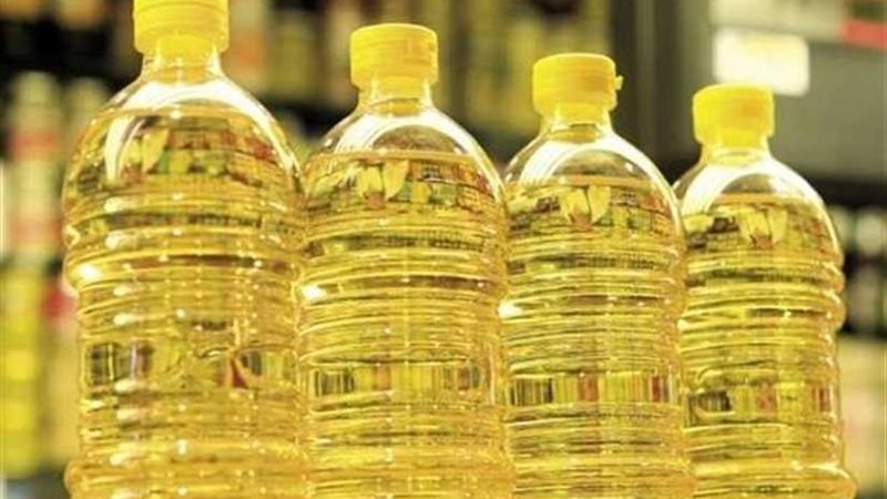 السلع التموينية تتعاقد