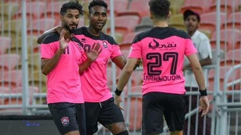 الرائد يحقق فوزا