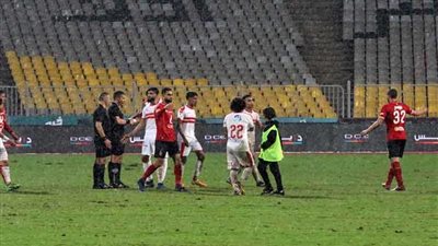 الطقس السيئ بطل القمة 117 في عيون المشاهير