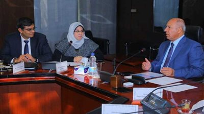 وزير النقل يبحث مع البنك الدولي دعم وتطوير منظومة السلامة والأمان بالسكك الحديد