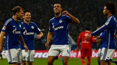 شالكه يفوز على هانوفر بهدف نظيف في الدوري الألماني