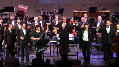 أمسية شعرية لـ أحمد تيمور بالمسرح الصغير بدار الأوبرا