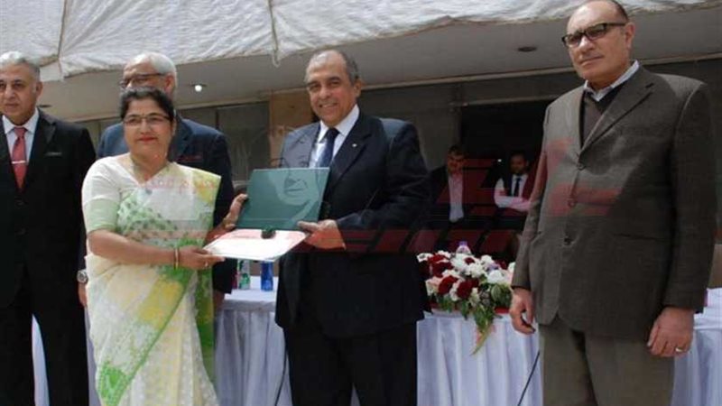 أبوستيت لـ76 مبعوثا: