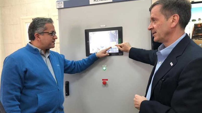 الانتهاء من مشاريع