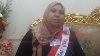 الأم المثالية بالبحيرة: هذا ما قلته للرئيس السيسي أثناء تكريم الأمهات المثاليات.. (فيديو وصور)