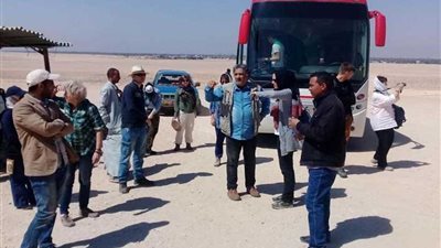 وفد ألماني يزور أثار تل العمارنة بالمنيا