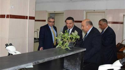 رئيس جامعة بنها: نسعى لتقديم خدمة مجتمعية حقيقية بالمستشفى الجامعى