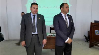 رئيس جامعة دمنهور يؤكد الالتزام بأخلاقيات البحث العلمي