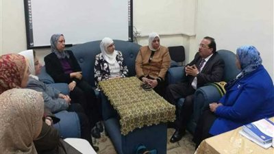 رئيس جامعة طنطا يبحث دعم الجودة بكلية التمريض