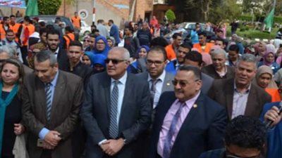 رئيس جامعة المنصورة يفتتح حملة 
