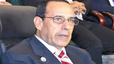 محافظ شمال سيناء يعلن ضوابط الاستثمار بالمنطقة الصناعية في بئر العبد