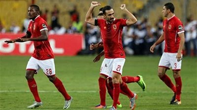 الأهلى يعتلى قمة الدورى بهدفين فى الاتحاد