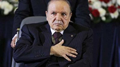بوتفليقة مناضل ثورة التحرير.. 20 عاما في حكم الجزائر أنهاها الحراك الشعبي
