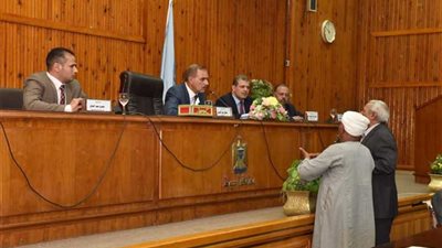 محافظ أسيوط: استقبلنا بمنظومة الشكاوى 5255 شكوى خلال 6 أشهر