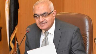 500 جنيه مكافأة للعاملين بجامعة المنصورة