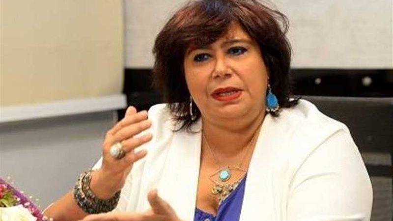 (ملتقى الكاتبات)..