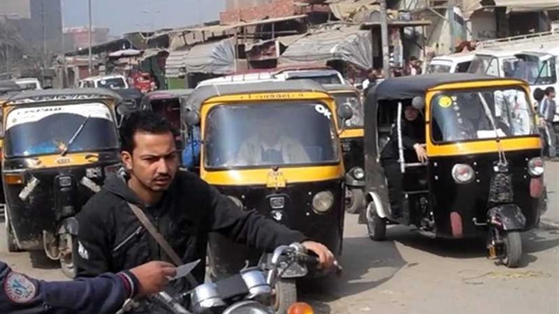 التوك توك يتحدى قرار