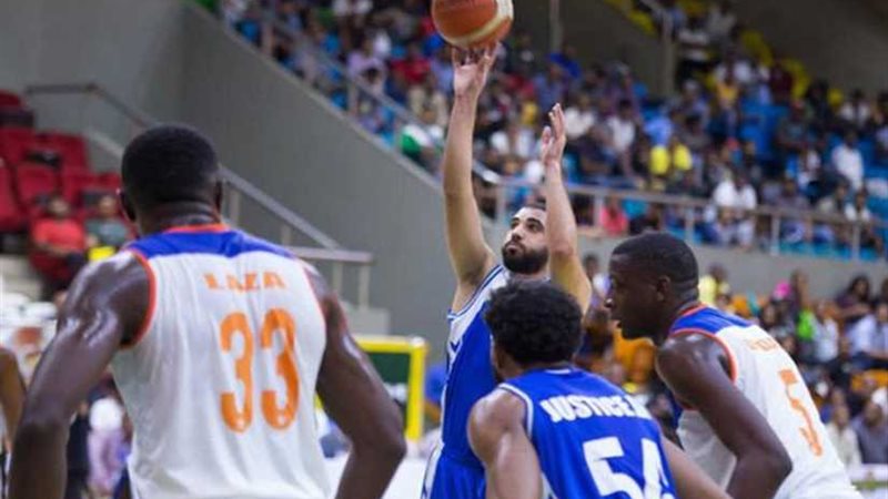 رجال طائرة سموحة