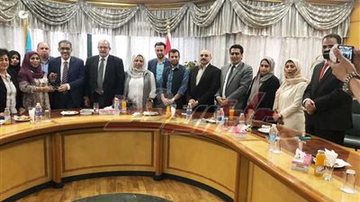 بالصور.. وفد جمعية الصحفيين الإماراتيين يزور نقابة الصحفيين