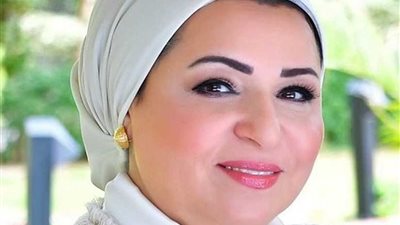 انتصار السيسي تدعو المصريين لمشاركة الأيتام الاحتفال بيوم اليتيم