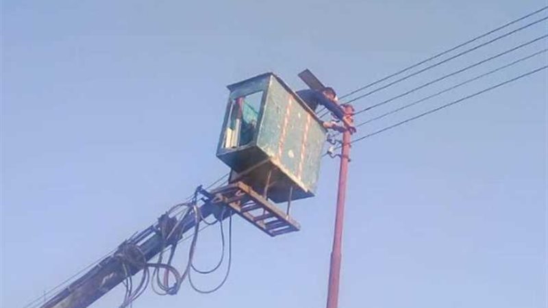 استكمال أعمال الإنارة