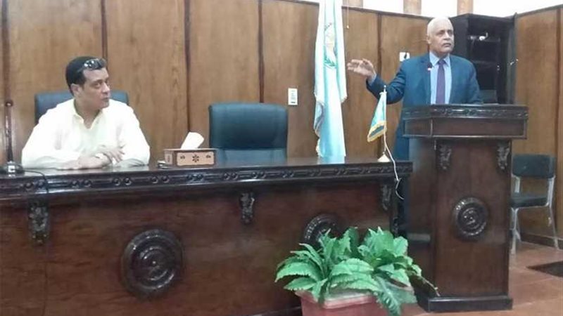 تعليم أسيوط يناقش