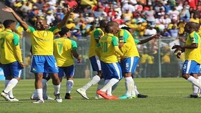 الأهلي يستقبل الهدف